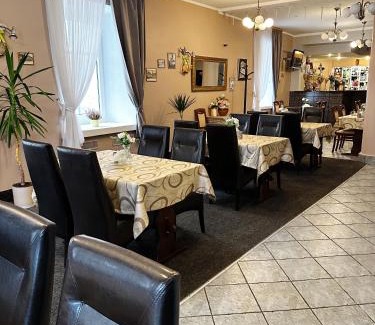 Lubawka Hotel | Hotel Lubavia