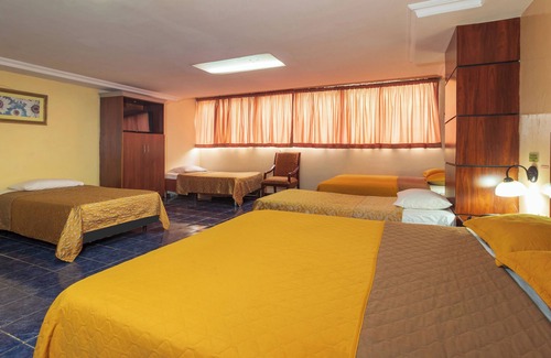 Guayaquil Hotel | Hotel Malecon Inn