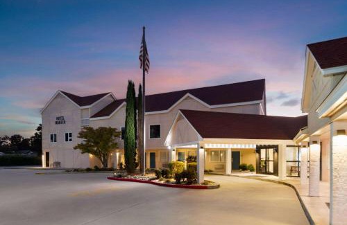 Manteo Hotel | Hotel Manteo, Trademark Collection by Wyndham