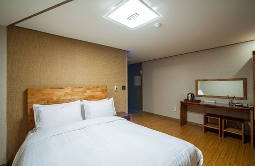 Downtown Hotel | Hotel Maple