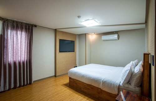 Downtown Hotel | Hotel Maple