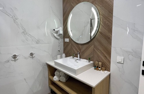 Gjerana Hotel | Hotel Maraj