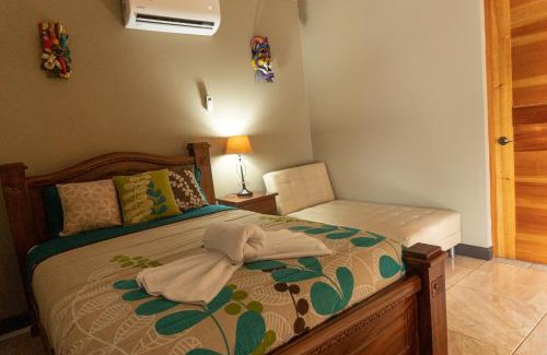 Bahía Drake Hotel | Hotel Margarita and Tour Operator Drake Bay