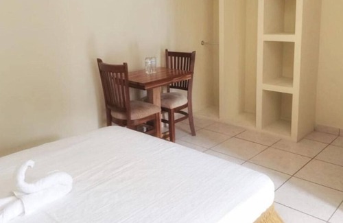 San Luis Talpa Hotel | Hotel Maria Ofelia