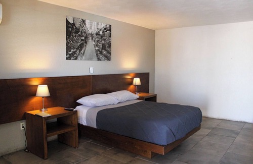 Municipio de Juárez Hotel | Hotel Maripina