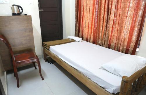 Ponmundi Apartamento | Hotel Matha Tourist Home