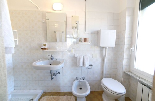 San Bartolomeo al Mare Hotel | Hotel Mayola