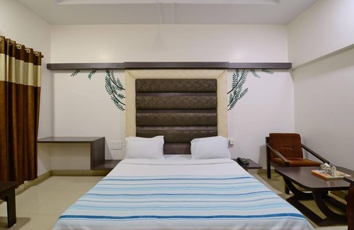 Ambikapur Hotel | Hotel Mayura - Ambikapur