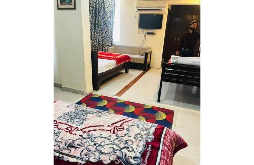 Amer Fort Road Casa | Hotel Maziz Prime, Jaipur
