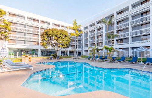 Del Rey Hotel | Hotel MDR Marina del Rey- a DoubleTree by Hilton