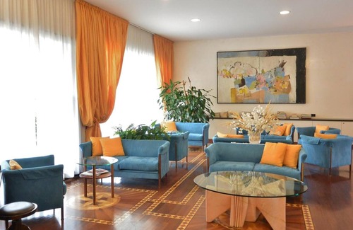 Merate Hotel | Hotel Melas