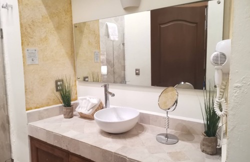 Centro de Querétaro Hotel | Hotel Mesón Santa Clara
