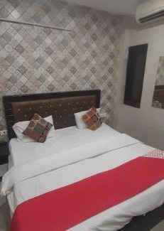 Kalkaji Cama Y Desayuno | Hotel Metro Residency Kalkaji