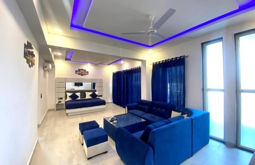 Sector 27 Hotel | Hotel Metro Stay by f9 hotels