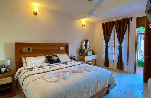 Villa Comaltitlán Hotel | Hotel Milin
