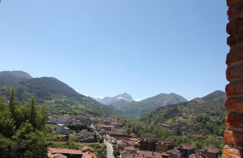 Cangas de Onís Hotel | Hotel Mirador de la Cepada