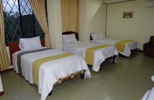 Pujilí Hotel | Hotel Mirador Rumy Cruz Wasi