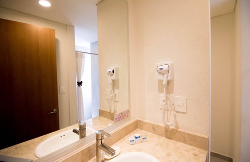 Zona de Angelópolis Hotel | Hotel Misión Puebla Angelopolis