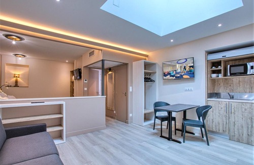 Sarlat-la-Caneda Hotel | Hotel Montaigne