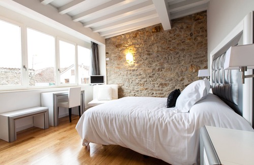 Centro histórico de Santiago de Compostela Hotel | Hotel Montenegro