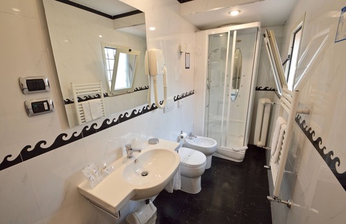 Rione XVIII Castro Pretorio Hotel | Hotel Montecarlo