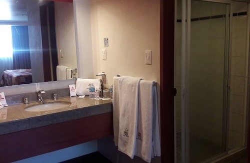 Parque San Andrés Hotel | Hotel Montreal