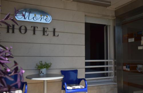 Znjan Hotel | Hotel More