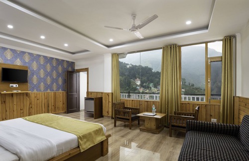 Dharamshala Hotel | Hotel Mount View