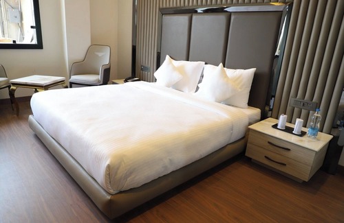 Batala Hotel | Hotel MS Victoria