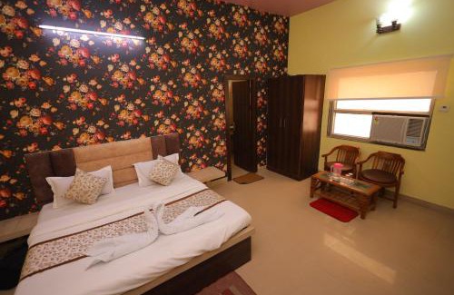 Mathura Hotel | Hotel Mukund Priya- Near Krishna Janam Bhoomi