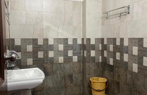 Palampur Hotel | Hotel Munish