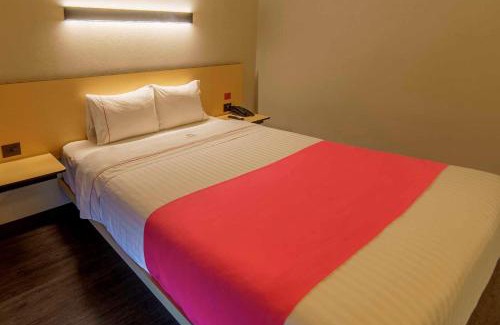 Cuautitlán Izcalli Hotel | Hotel MX mas cuautitlan Izcalli, Trademark by Wyndham