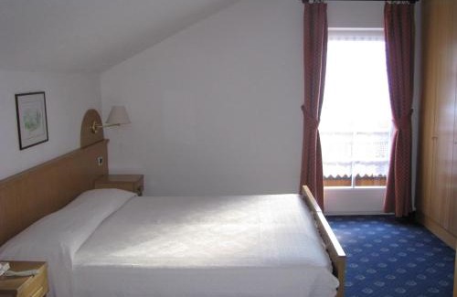 San Giovanni di Fassa Hotel | Hotel Nès Crépes