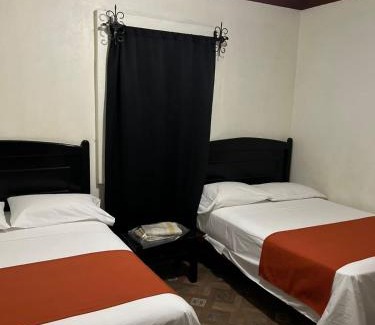 Cuauhtémoc Hotel | Hotel Napoles