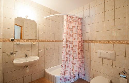 Swieradow-Zdroj Hotel | Hotel Narcyz B