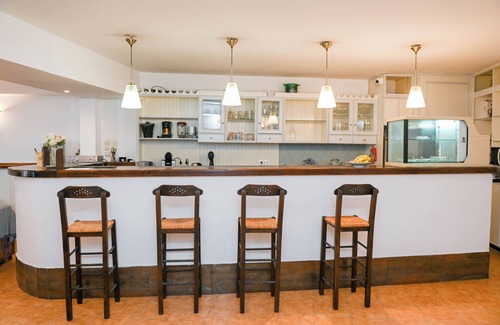 Kamari Hotel | Hotel Narkissos