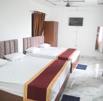 Misrikh Casa | Hotel Neelkanth Palace