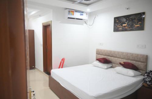 Misrikh Casa | Hotel Neelkanth Palace