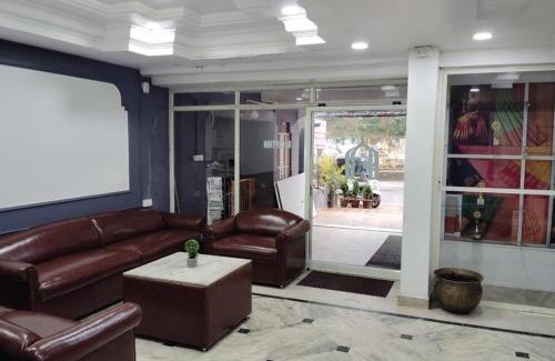 Stuart Hill Hotel | Hotel New Rajdarshan