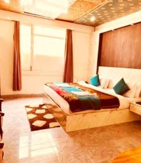 Khattalwada Hotel | Hotel New Urvashi