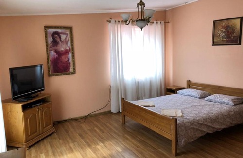 Mukachevo Hotel | Hotel Nikolet