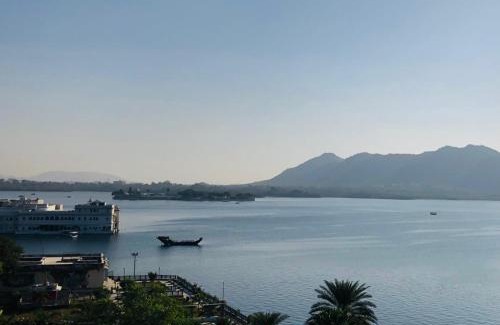 Udaipur Casa | Hotel Nirvana Lakeside
