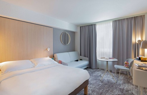 Grand Sud Hotel | Hotel Novotel Aix en Provence Pont de l'Arc Fenouillères