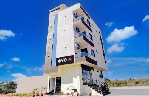 Sitapura Hotel | Hotel O Avondale