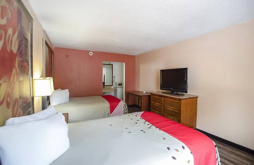 Elkhart Hotel | Hotel O Daylight Inn Elkhart I-90, IN