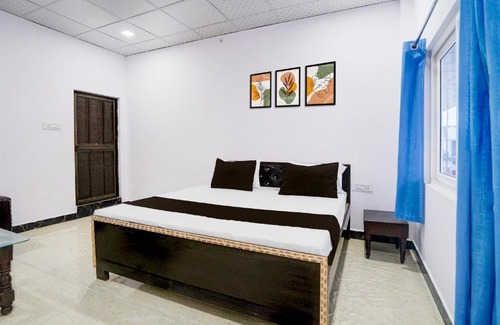 Phulpur Hotel | Hotel O Devki Garden