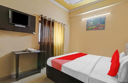 Indira Nagar Hotel | Hotel O Four Square