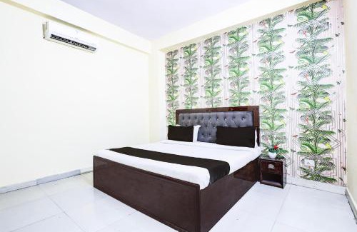 Delhi Hotel | HOTEL O GALAXY