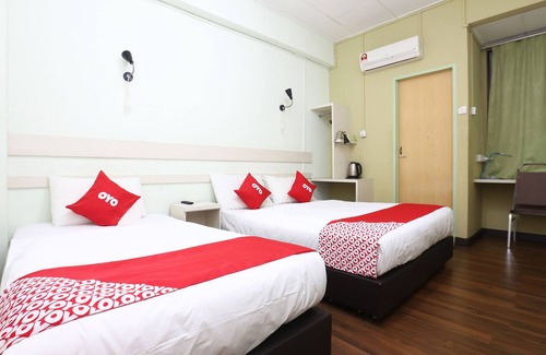 Bandar Kota Bharu Hotel | OYO 89438 Green Mango @ Sri Cemerlang