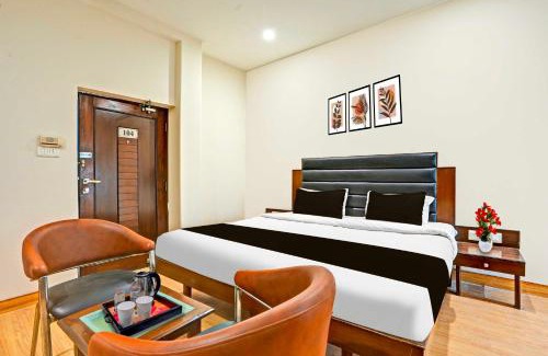 Gwalior Hotel | Hotel O Gurudwara Square